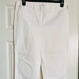 EUC Anne Klein Women's White cotton ankle pants size 12.